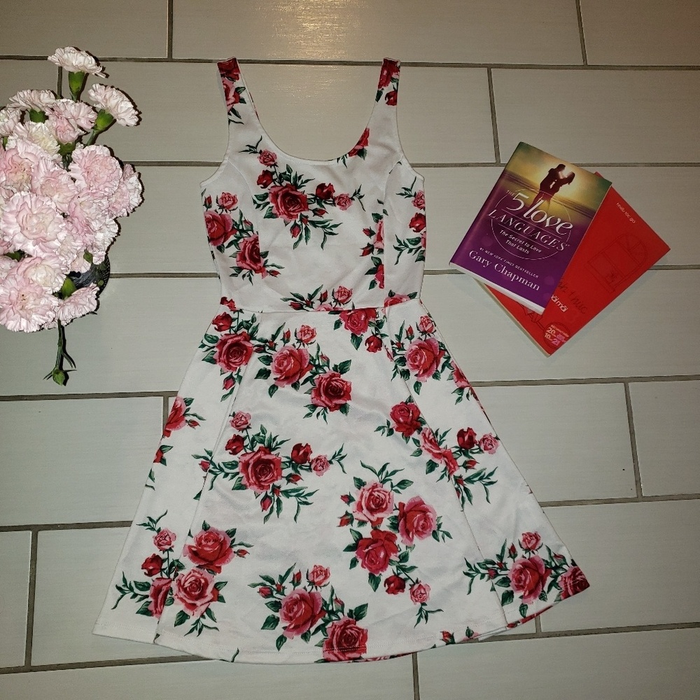 Elegant rossy dress 🌹